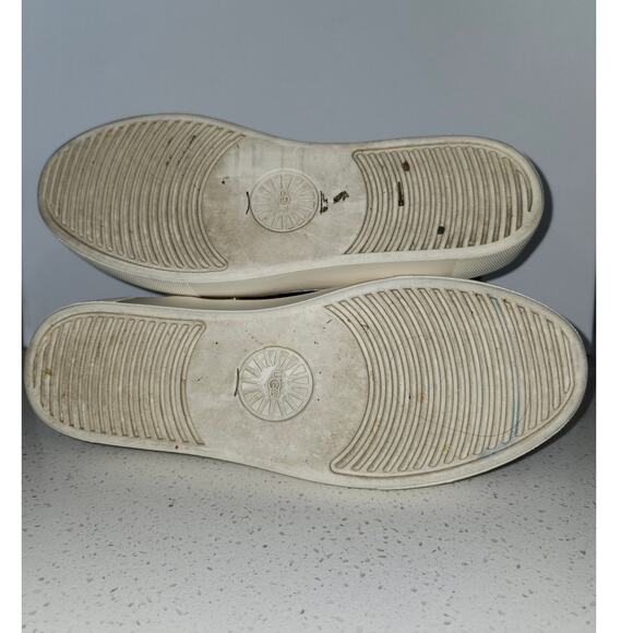 UGG Aika in Chestnut Women's Boots Size 7.5 Brown/White 1104069 - Picture 5 of 8